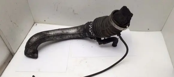 Nissan X-Trail T30 Intercooler hose/pipe