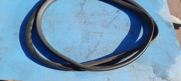 Volvo C30 Front door rubber seal