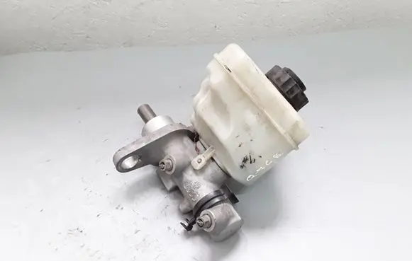 Audi Q7 4L Master brake cylinder 03350887621 03350887631
