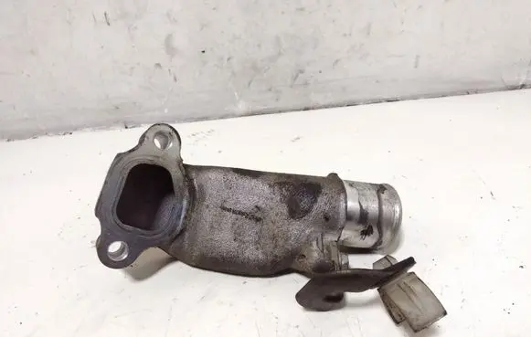 Toyota Corolla Verso E121 Engine coolant pipe/hose