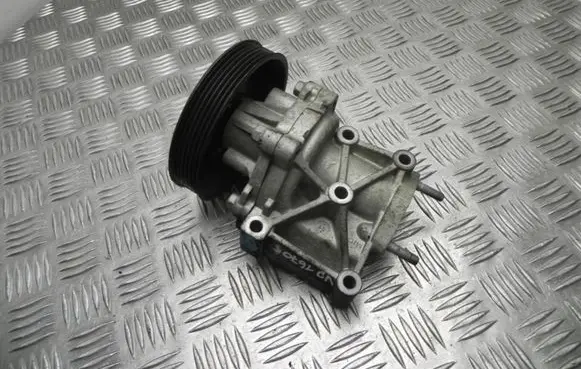 Mitsubishi Lancer VIII Water pump VD16705