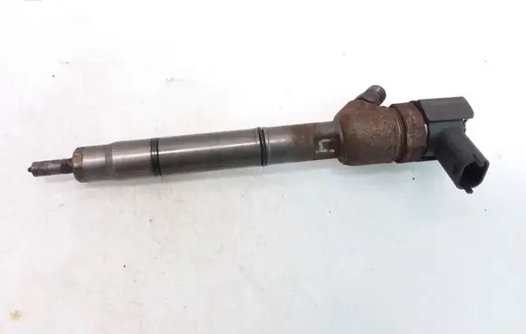 KIA Ceed Fuel injector 338002A400 0445110256