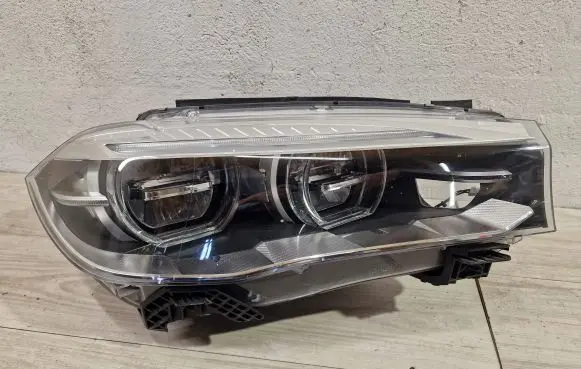 BMW X5 F15 Headlight/headlamp 7453472