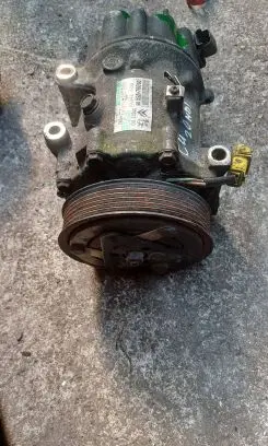 Citroen C4 I Air conditioning (A/C) compressor (pump) 9659876080