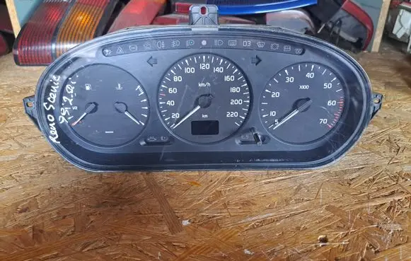 Renault Scenic I Speedometer (instrument cluster) 216127924 216127924E 215781612