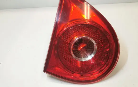Volkswagen Golf V Tailgate rear/tail lights 1K6945093J