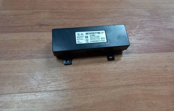 Peugeot 508 Bluetooth control unit module 9674767780