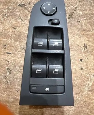 BMW 3 E90 E91 Electric window control switch 9217335 10W25K604