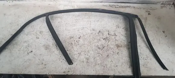 Mercedes-Benz E W212 Rubber seal rear door 