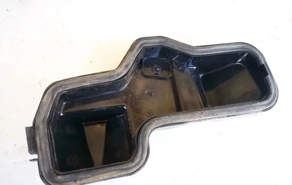 Audi A6 S6 C5 4B Headlight/headlamp dust cover 14846700 148467-00