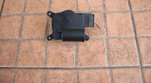 Opel Corsa D A/C air flow flap actuator/motor A21000700