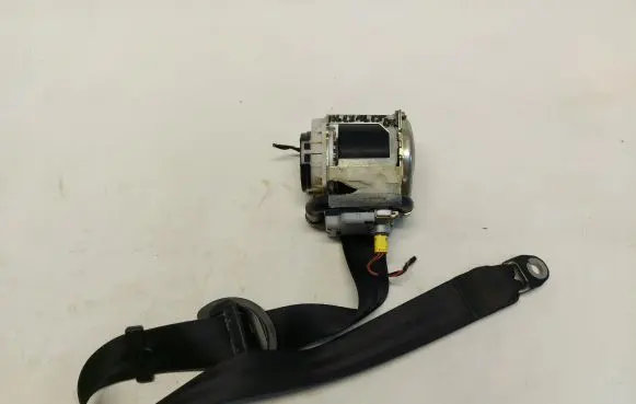 Audi A6 S6 C8 4K Front seatbelt 4K8857706