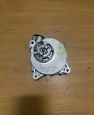 SsangYong Tivoli Vacuum pump A6712300365