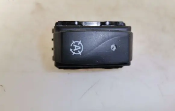 Renault Trafic III (X82) Engine start stop button switch 251534917R