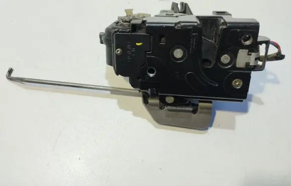 Audi A4 S4 B6 8E 8H Rear door lock