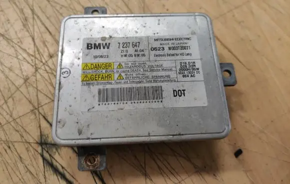 BMW 5 F10 F11 Headlight ballast module Xenon 7237647