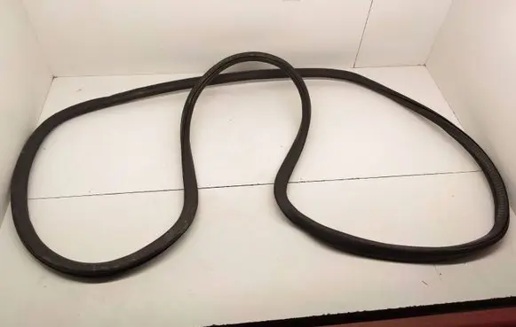 Audi A4 S4 B7 8E 8H Front door rubber seal 8E0831721D 8E0831722D