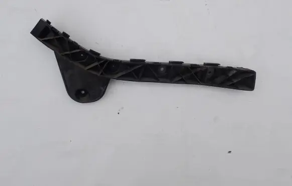 KIA Ceed Front bumper mounting bracket