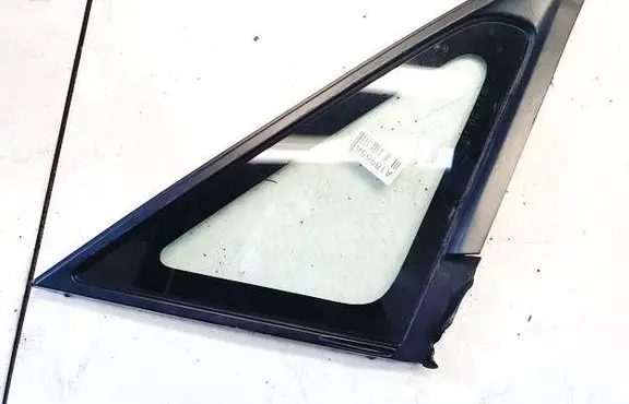 Mazda Premacy Front triangle window/glass AS2