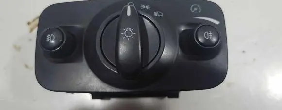 Ford Mondeo MK IV Light switch 6G9T13A024DE 04066424