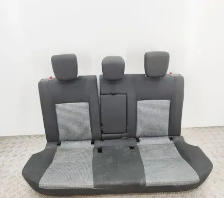 Suzuki SX4 S-Cross Rear seat 8716061M00 8731061M30