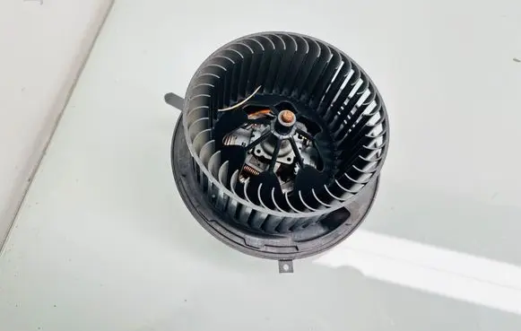 BMW 3 E90 E91 Heater fan/blower 992849GV