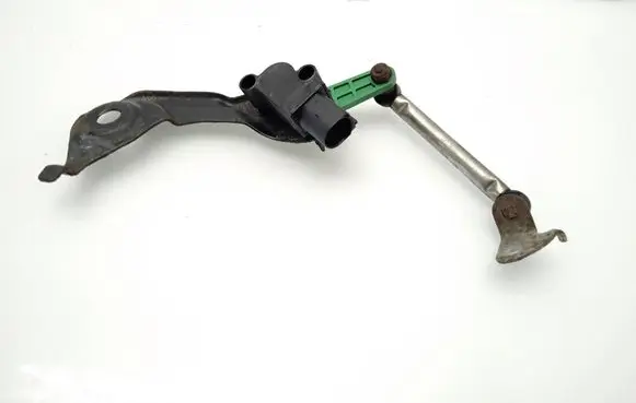 Audi S5 Rear air suspension level height sensor 8K0907503 8K0941310C