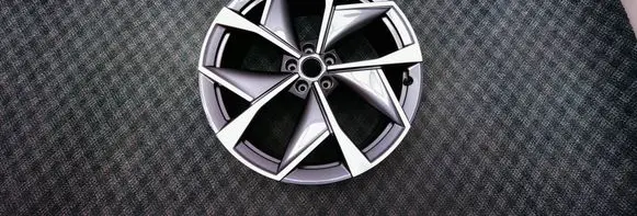 Skoda Enyaq iV R21 alloy rim 5LA601025