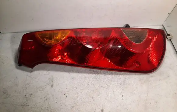 Nissan Note (E11) Rear/tail lights