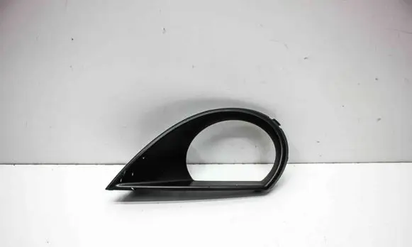 Audi Q7 4L Front fog light trim/grill 4L0807490A