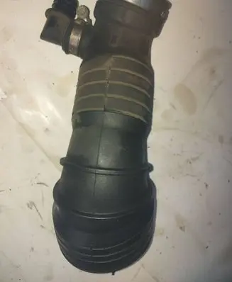 Audi A6 S6 C5 4B Air intake hose/pipe 4B0129627A