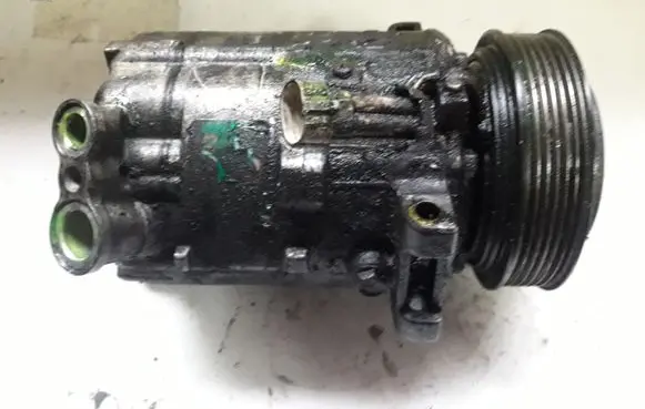 Opel Signum Air conditioning (A/C) compressor (pump)