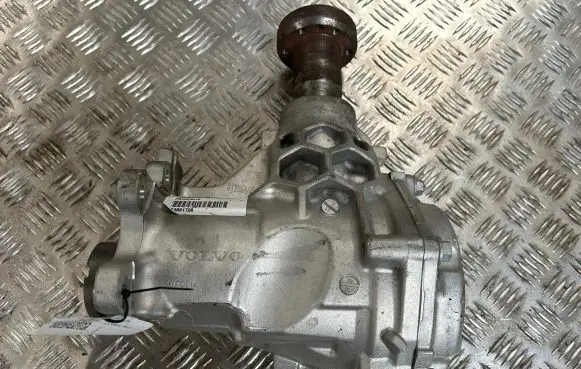 Gearbox transfer box case