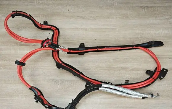 BMW 4 G22 G23 G24 G26 Positive cable (battery) 9107457