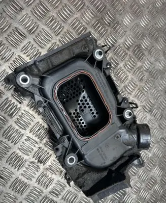 Volkswagen Tiguan Intake resonator 03C145650C