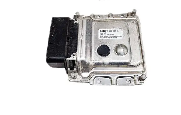 BMW 5 F10 F11 Adblue control unit 7445434