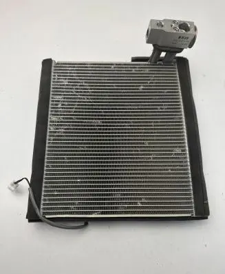 Toyota RAV 4 (XA50) Air conditioning (A/C) compressor (pump) 4475005940