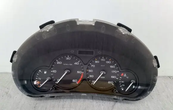 Speedometer (instrument cluster)