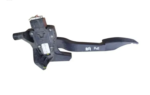 Opel Corsa C Accelerator throttle pedal 9129423