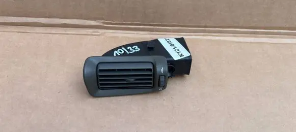 Volvo V70 Dash center air vent grill 9158448