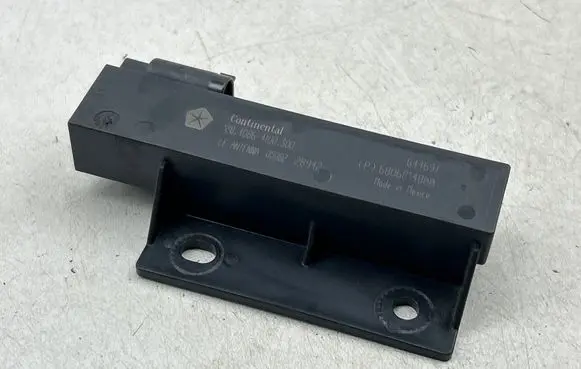 Dodge Durango III Aerial antenna amplifier 644691 68068148AA 0508228942
