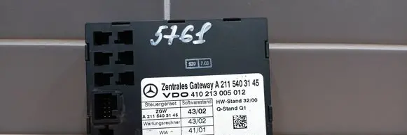 Mercedes-Benz E W211 Gateway control module A2115403145 410213005012