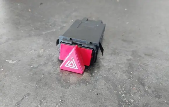 Audi A6 S6 C5 4B Hazard light switch 4B0941509C 37783