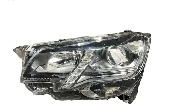 Peugeot Rifter Headlight/headlamp 9816827280 90146217