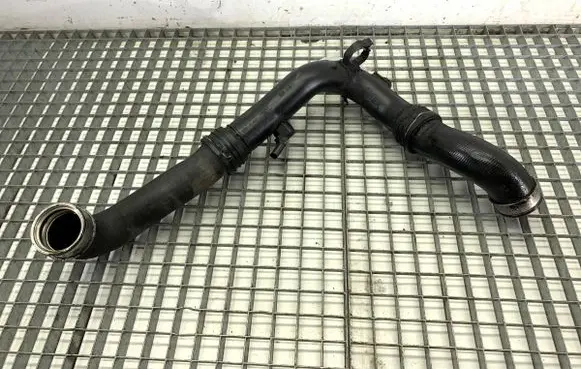 Volkswagen Touran I Air intake hose/pipe 1K0145762AD