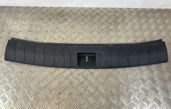 SsangYong Rexton Trunk/boot sill cover protection 7746036000
