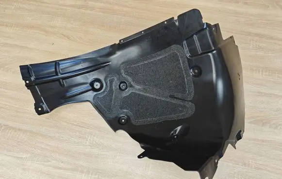 BMW 4 G22 G23 G24 G26 Front wheel arch liner splash guards 7447161