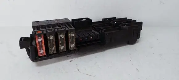 Mercedes-Benz ML W164 Fuse module A2115452601