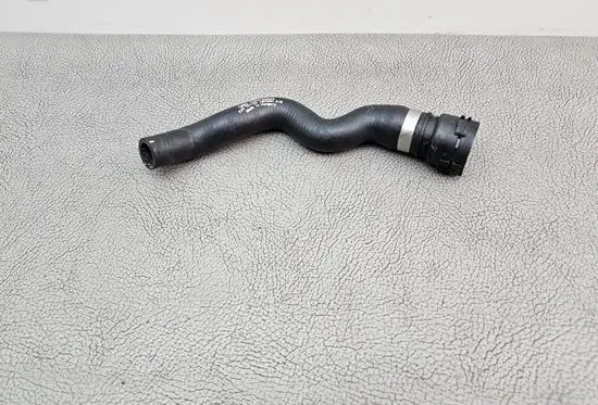 Audi Q7 4M Engine coolant pipe/hose 4M0819332D