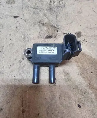 Ford Grand C-MAX Exhaust gas pressure sensor AV615L200AB CZQ7A13A10A